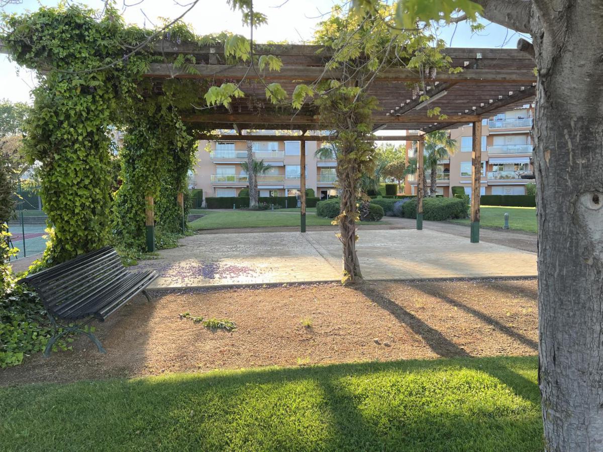 La Bovila Apartment With Exceptional Yard Platja d'Aro Bagian luar foto