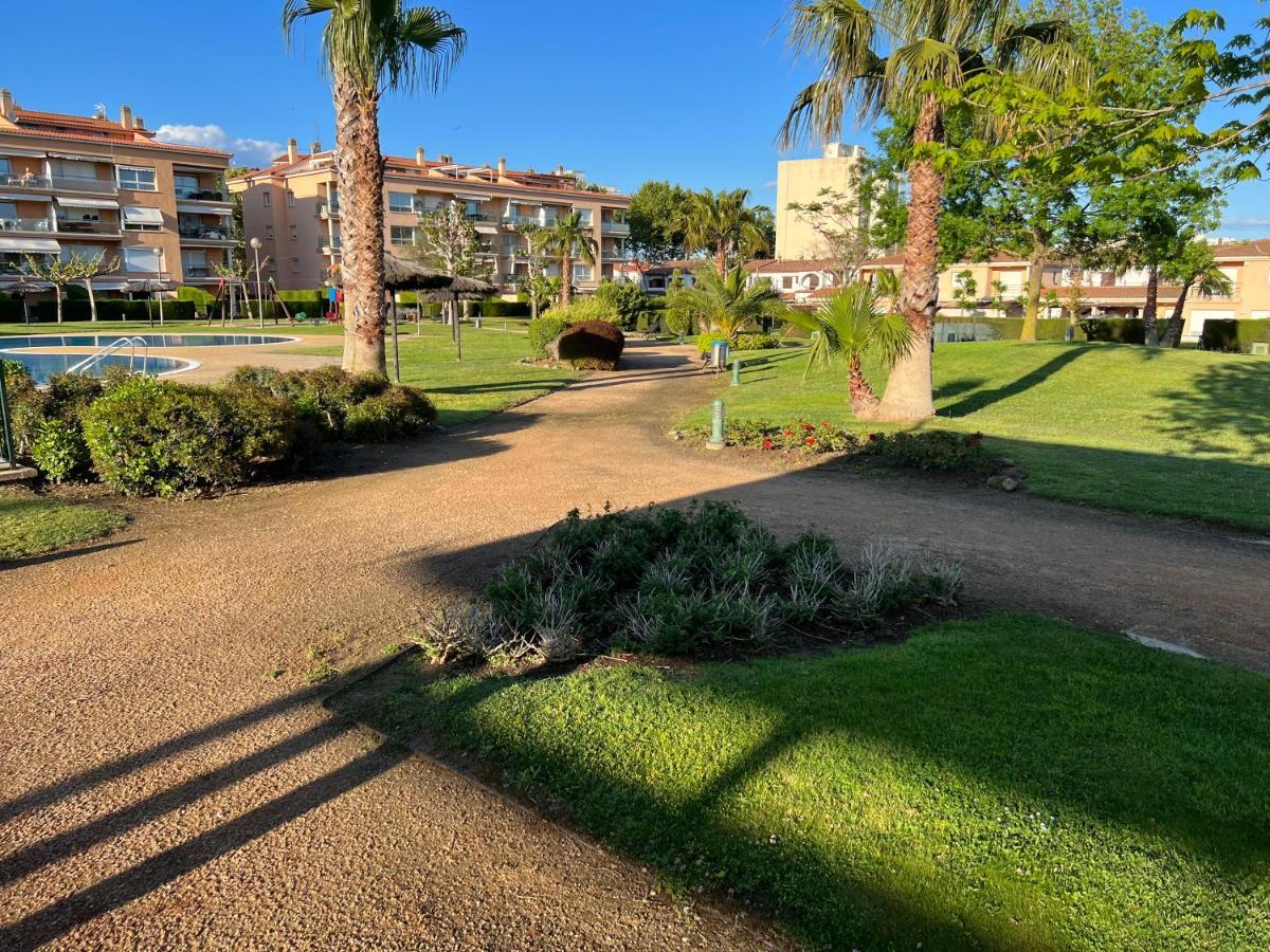 La Bovila Apartment With Exceptional Yard Platja d'Aro Bagian luar foto